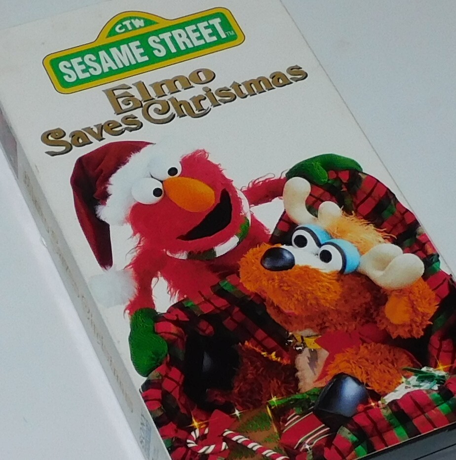 1996 Elmo Saves Christmas movie, VHS tape, Grelly USA