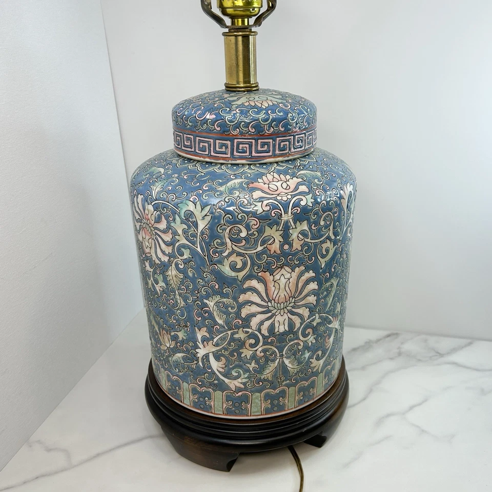 Vtg Frederick Cooper Ginger Jar Lamp Famille Rose Hand-Painted Ceramic 24 In - Image 2 of 4