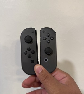 Nintendo Switch Joy-Con (L) / (R) Controller - Gray