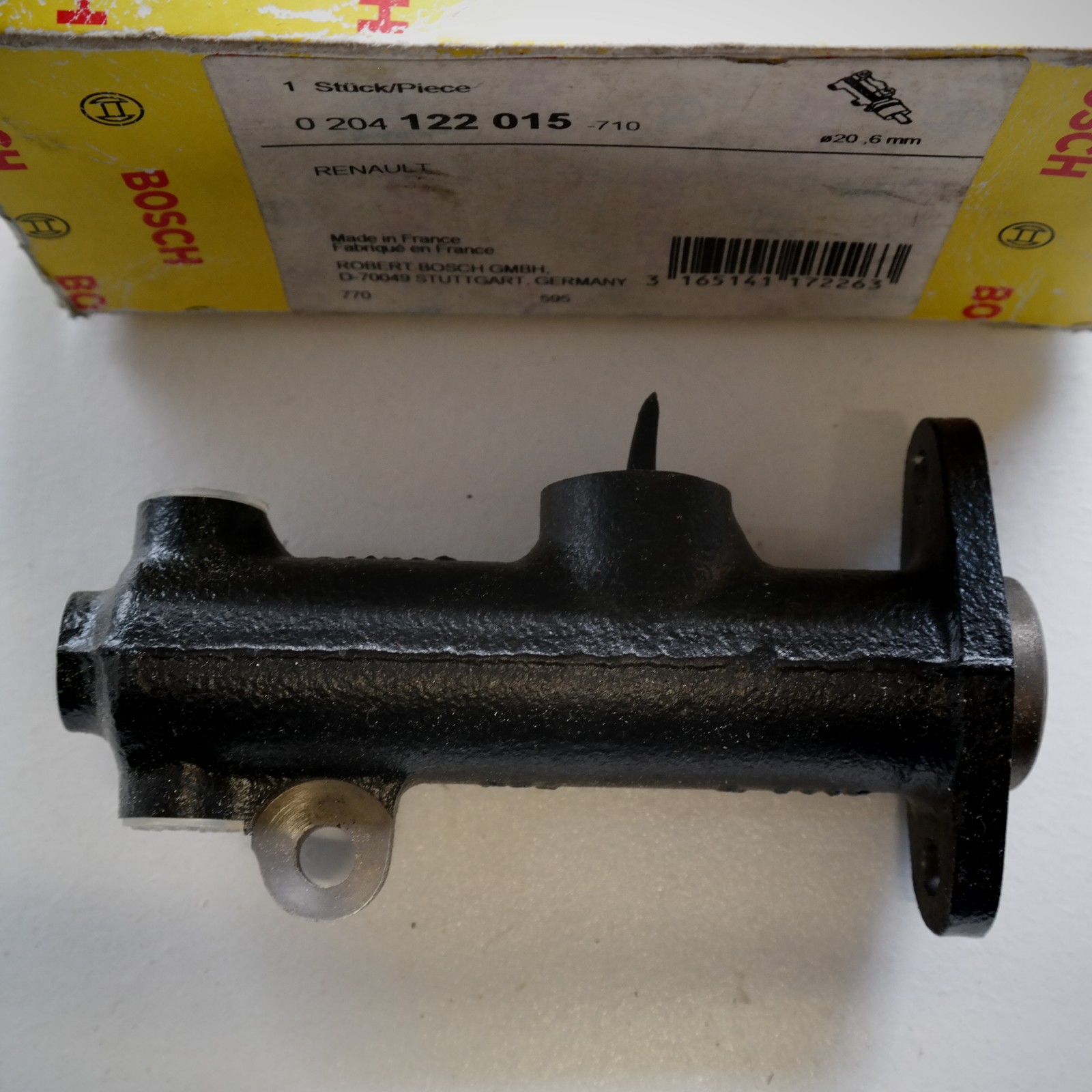 Maître-cylindre de frein Bosch 0204122015, qualité origine Renault 4