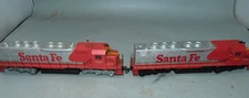HO Athearn Santa Fe FP45 Diesels Powered 3631 & Dummy 363