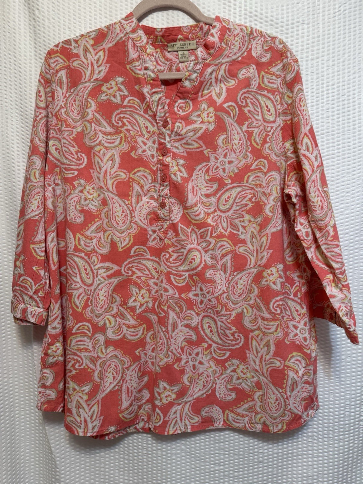 Appleseed’s Women’s plus Size 1X Blouse With Buttons And 3/4” Sleeves