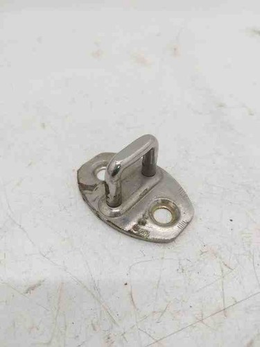 AUDI A6 Avant 4F5, C6 Motorhaubensicherung 3B0837033D 2.50 Diesel 2001 31903986