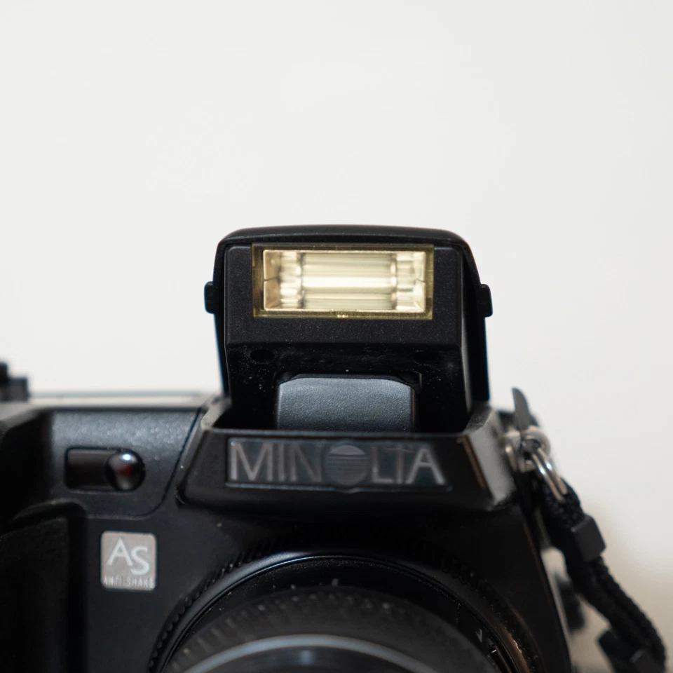 Minolta DiMage A1 5.0MP Digital Bridge Camera Tested & Working *cosmetic defects - Image 3 of 4