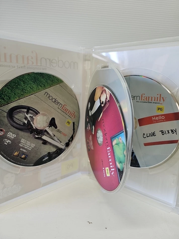 Modern Family : Season 1 (DVD, R4, 2009) - image 3 of 4