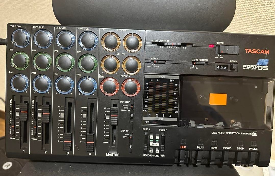 TASCAM PORTA 05 HS マルチトラックレコーダー 完動品 MINT!! TASCAM PORTA 05 HS Ministudio Multitrack Recorder w