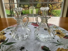 Vintage Mid-20th Century Anchor Hocking Glass Oil & Vinegar Cruet Set