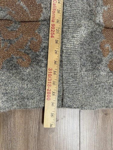 Love Stitch Winter Solstice Metallic Jacquard cardigan Women’s Size Medium NWT - Picture 14 of 14