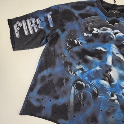 First Row Heavenly Bodies Shirt Mens Medium Oversized Distressed