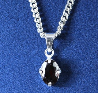 Colgante Natural 4.75 Ct Ovalado Mozambique Rubí Rojo Piedras Preciosas Certificado Ver Video