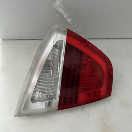 BMW 3er E90 Limo Rücklicht Heckleuchte innen links 6937459