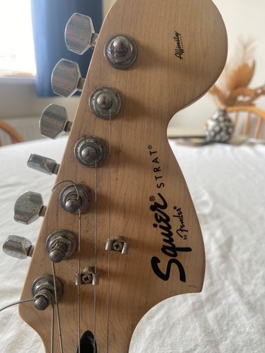 Fender Squier Strat Affinity Series Electric Guitar - Picture 8 of 13