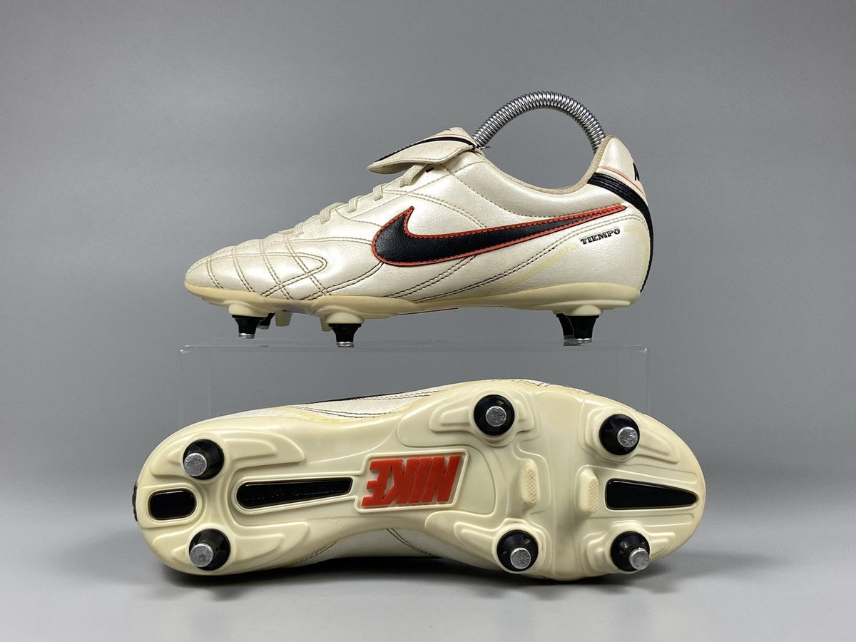 Nike Tiempo FGサッカーシューズ ホワイト Nike Tiempo Legend IV FG - White/Court Green/Metallic Silver