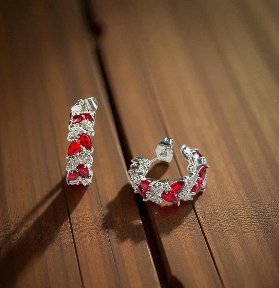 Orecchini Cerchi in Ottone con Zirconi Luminosissimi colorati Eleganti - Immagine 2 di 4