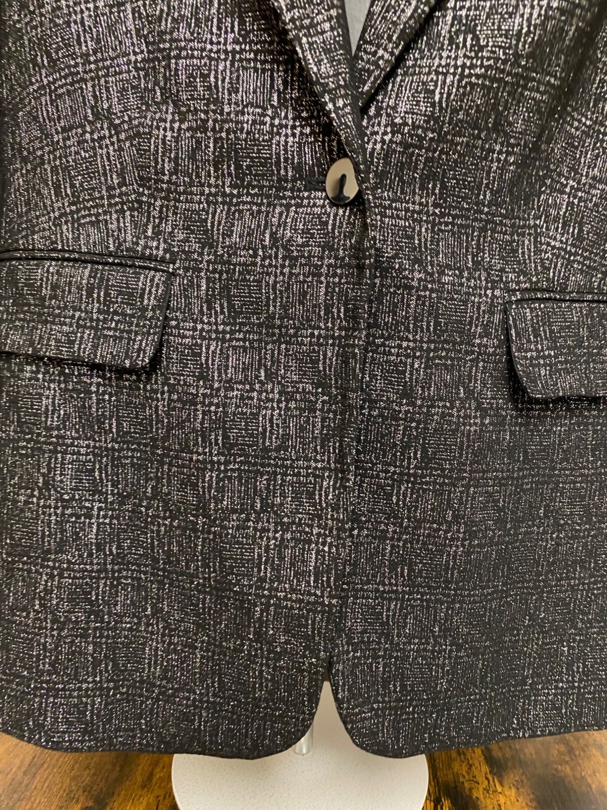 Picture 2 of 4