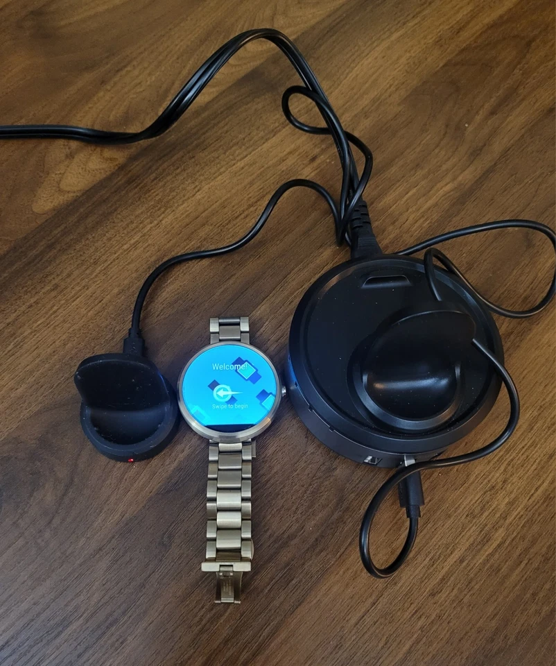 Motorola 360 1st Generation Stainless Steal Smartwatch (Pre Owned) In Excellent - Image 2 of 4