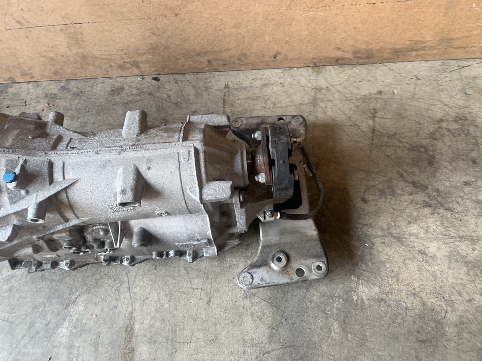 BMW 11-13 F10 N55 AUTOMATIC TRANSMISSION 8-SPEED SHIFT GEARBOX ASSEMBLY ...