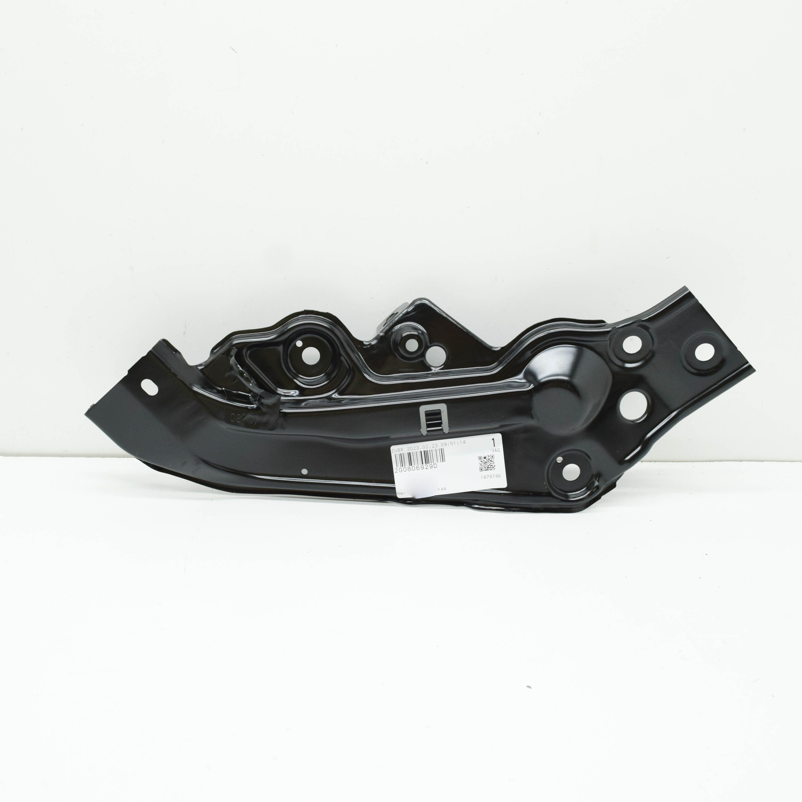 NOUVEAU SUPPORT DE RADIATEUR SUPÉRIEUR GAUCHE VOLKSWAGEN POLO AW R 2G0806929D