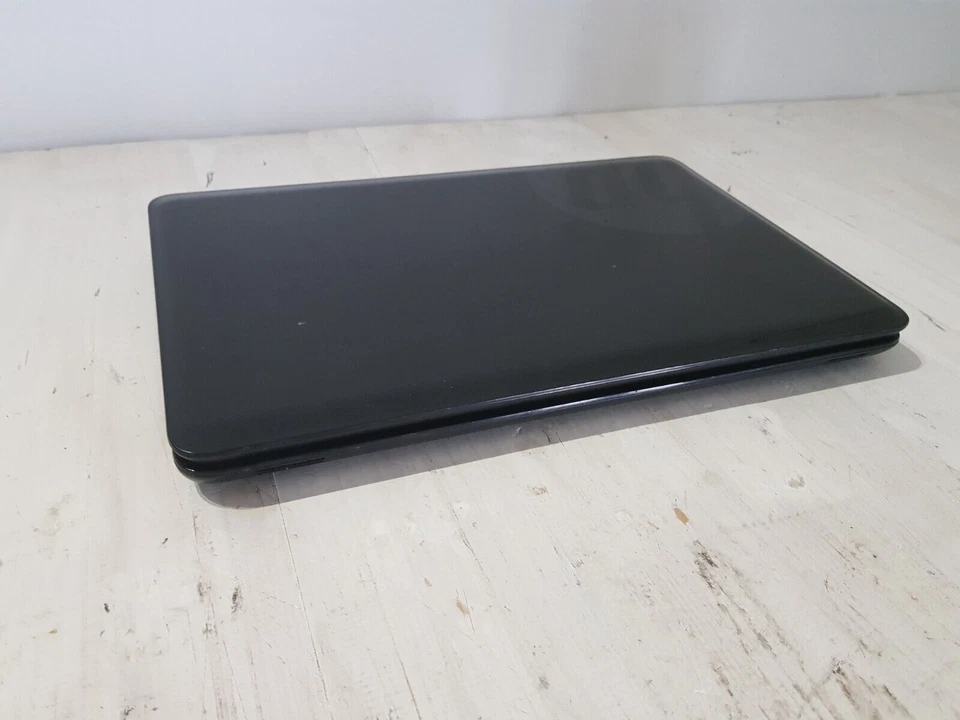 NOTEBOOK HP COMPAQ 2000 AMD RADEON E1-1500 4GB RAM 120GB SSD WIFI WIN10 WEBCAM - Immagine 4 di 4