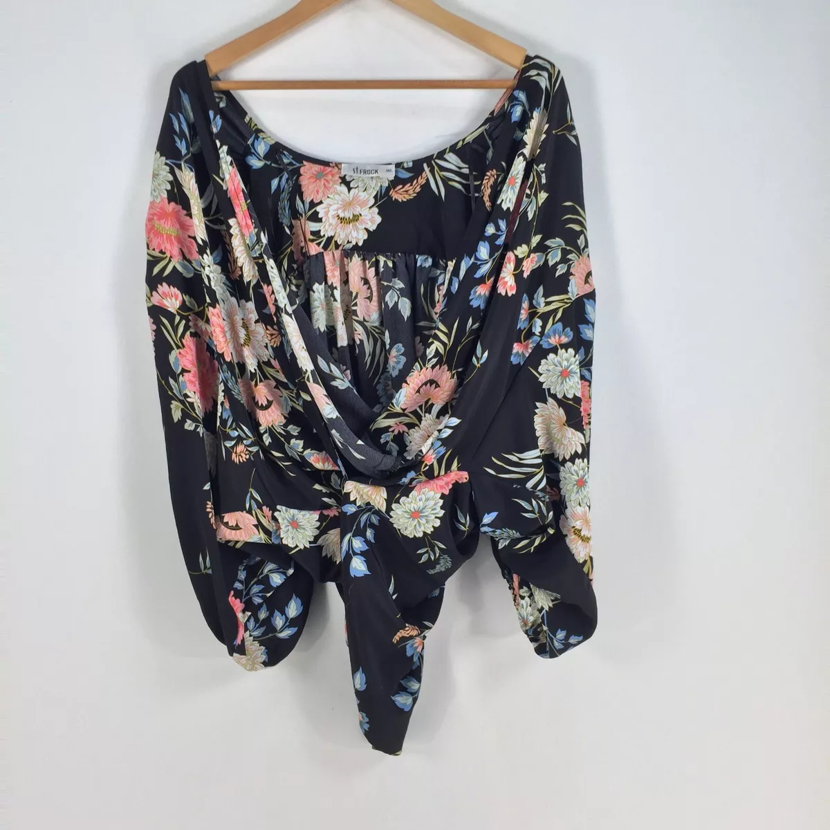 St frock store tops
