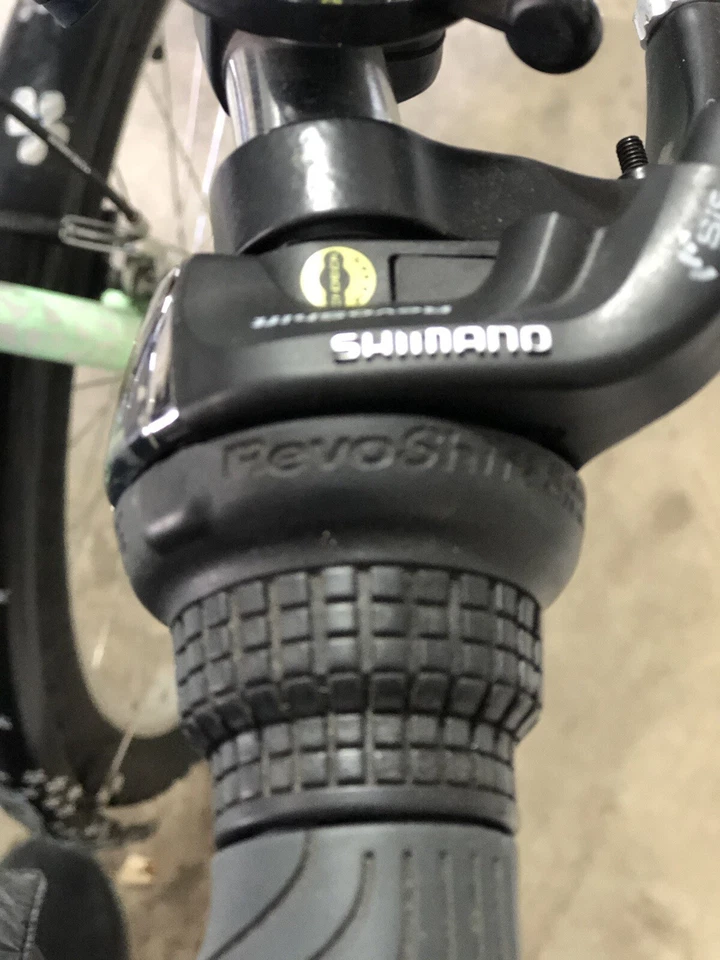 Electra Cruiser Lux 7D – 完好绿色 – 禧玛诺 7 速,篮子,升级 — 第 4/4 张图片