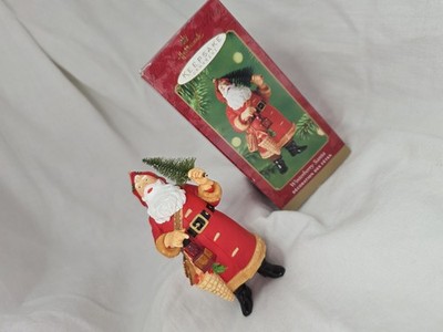 2000 Hallmark Keepsake Ornament - Winterberry Santa - Vintage