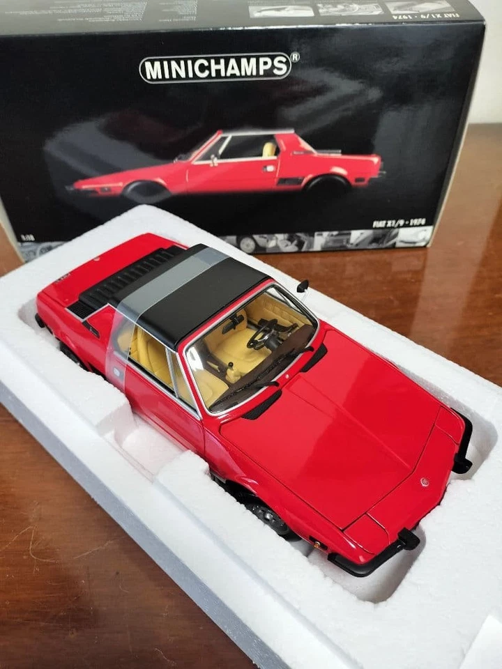 Minichamps 1/18 Fiat X1/9 1974 Red 994030 - Photo 2/4