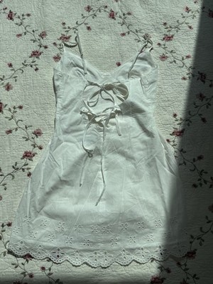 WHITE FOX Women's Eyelet Lace Trim Tie Spaghetti Strap Short Dress Size S | eBay WHITE FOX Women's Eyelet Lace Trim Tie Spaghetti Strap Short Dress Size S | eBay