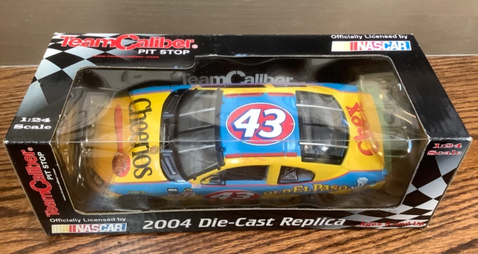 Team Caliber Pit Stop 2004 NASCAR #43 Jeff Green - Cheerios 1:24 Die Cast Car Foto 2 de 4