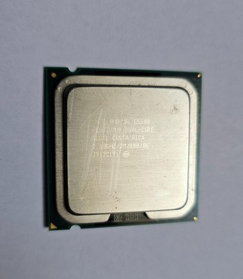 Intel Pentium Dual-Core E5300 2,60GHz 2MB 800MHz CPU Sockel LGA775 SLGTL Retro