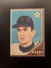 1962 Topps - Gaylord Perry #199 San Francisco Giants Rookie Card RC HOF. rookie card picture