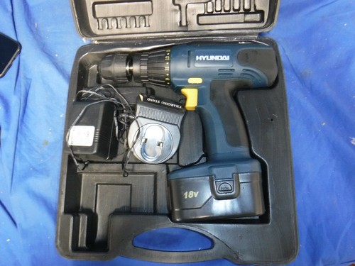 hyundai hhi-cpd-1 18V cordless hammer 