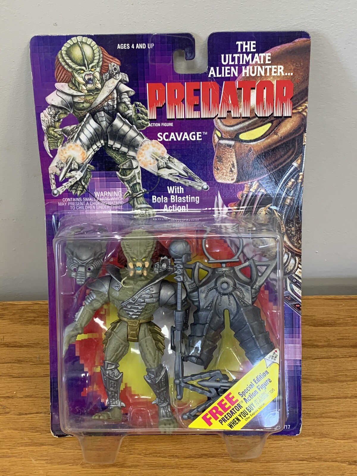 NIP 1993 KENNER THE ULTIMATE ALIEN HUNTER PREDATOR SCAVAGE COMPLETE (17E)