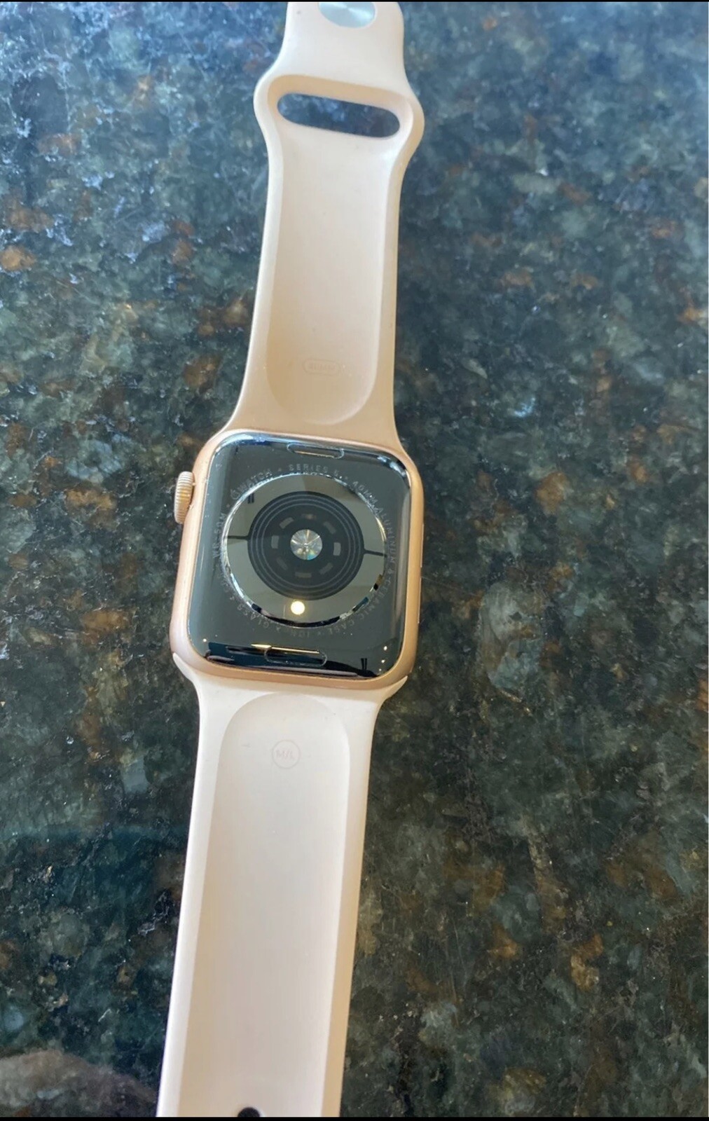 Apple Watch Series 5 40mm Aluminum Gold Case Pink Sand Sport Band -  MWV72LL/A for sale online | eBay