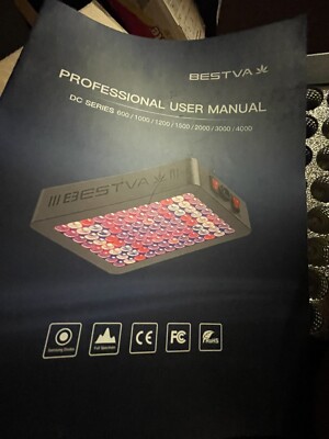 Bestva LED Grow Light Model GW-LS08 1000 Watt  2 Bottom Veg. And Bloom (tested )