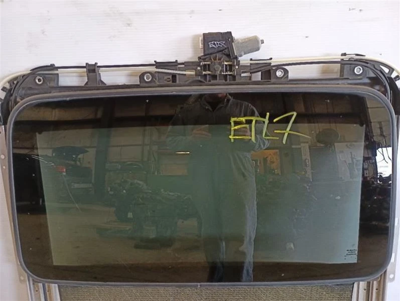 Sunroof Roof Glass Assembly from 2015 Subaru Legacy Outback Wagon 10656434 - Изображение 2 из 4