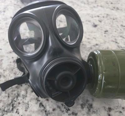 Avon S10 Gas Mask 1990s British Military SAS Size 2 with 40mm