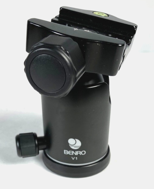 Benro V1 Tripod Ball Head