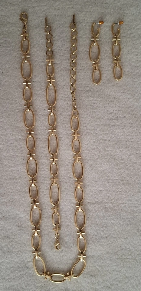 Pilgrim Schmuck Set:  Gliederkette, Gliederarmband Und Passende Ohrringe