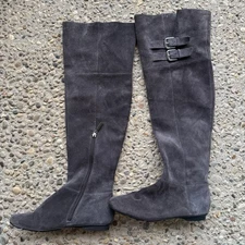 Calvin Klein Michelle Boots Women’s 7.5 Gray Suede Over Knee Flat Buckle E7185