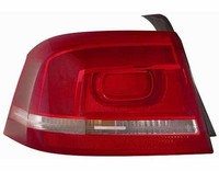 RÜCklicht Aussen Rechts Volkswagen Passat Limousine 2010-2014 Rot
