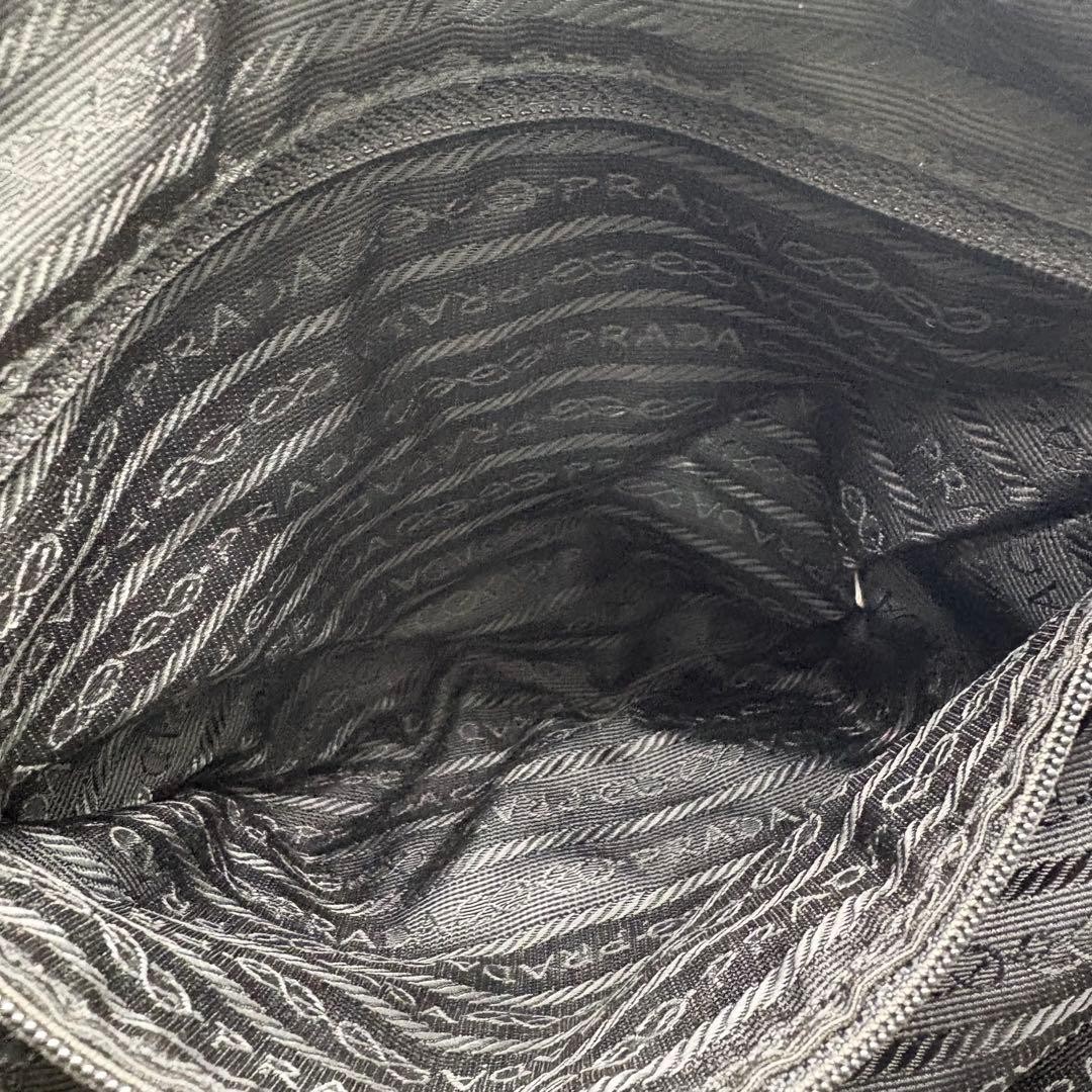 Good Condition PRADA Shoulder Bag Camera Bag Black thumbnail 9