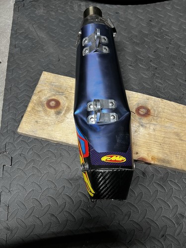 FMF Factory-4.1 RCT Anodized Titanium Silencer with Carbon End Cap ( damaged ) - Picture 8 of 8