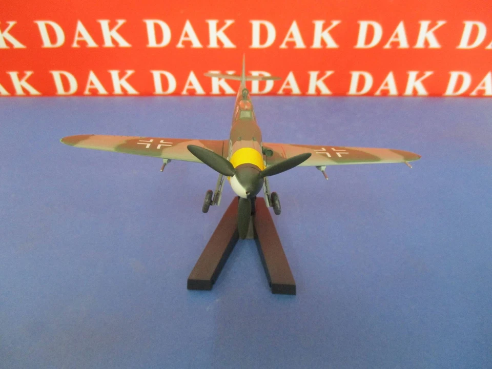 1/72 Modellino Aereo Aircraft Messerschmitt Bf 109 G10 Red 22 1945 by Easy Model - Immagine 3 di 4