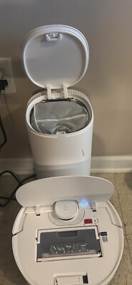 ECOVACS Robotics - DEEBOT T9+ Robot Vacuum and Mop - WHITE