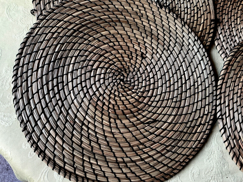 Placemats Extra Large Round Rattan Woven Table Mats Brown 36.5cm Approx Set x 6 - Picture 2 of 6