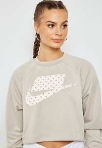 nike cream cropped sweatshirt