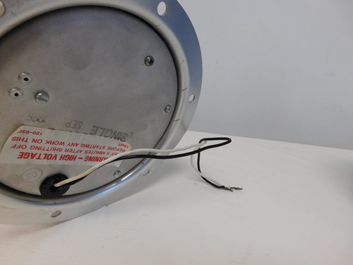USED 120 VOLT EMERGENCY BLUE FLASHING LIGHT TESTED WORK GREAT - Picture 7 of 9