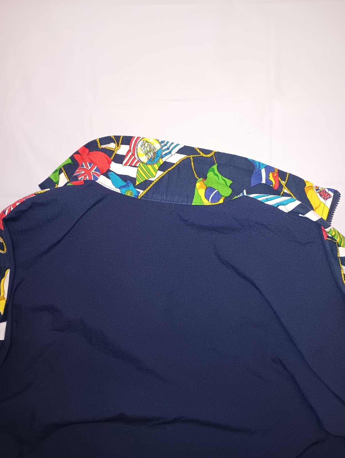 Vintage Silver Threads Multi Flags lightweight Ja… - image 15