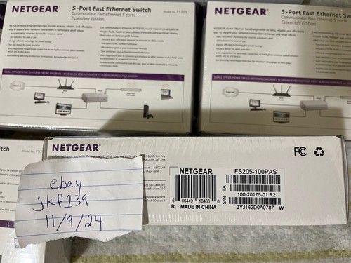 NETGEAR 5-Port Fast Ethernet 10/100 Mbps FS205 w/Power Supply New in Box!!! - Picture 5 of 7
